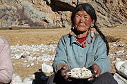 Limi Valley Nomaden Frau in Tankche